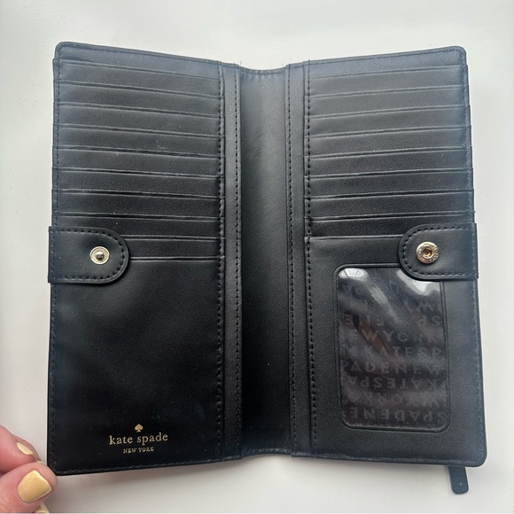 Kate Spade wallet - Picture 3 of 3